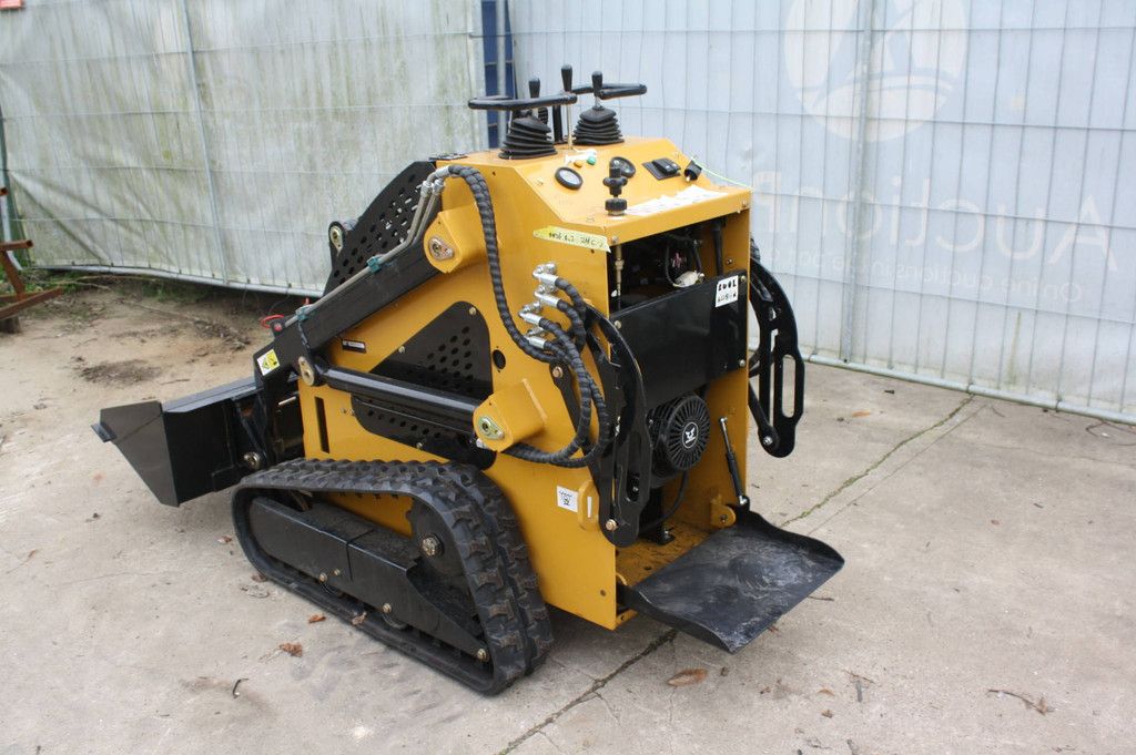 Delano T360 Skid Steer Loader Petrol 18hp 2026 Demo