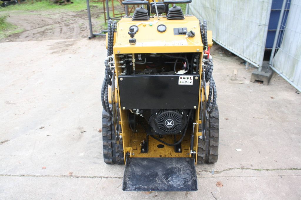 Delano T360 Skid Steer Loader Petrol 18hp 2026 Demo