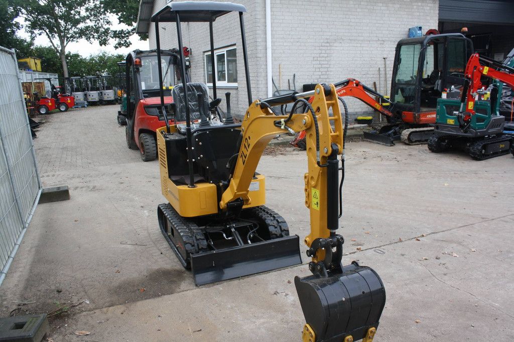 Mini excavator Zl industrial ZL12 Diesel 7.8kW 2026 Demo