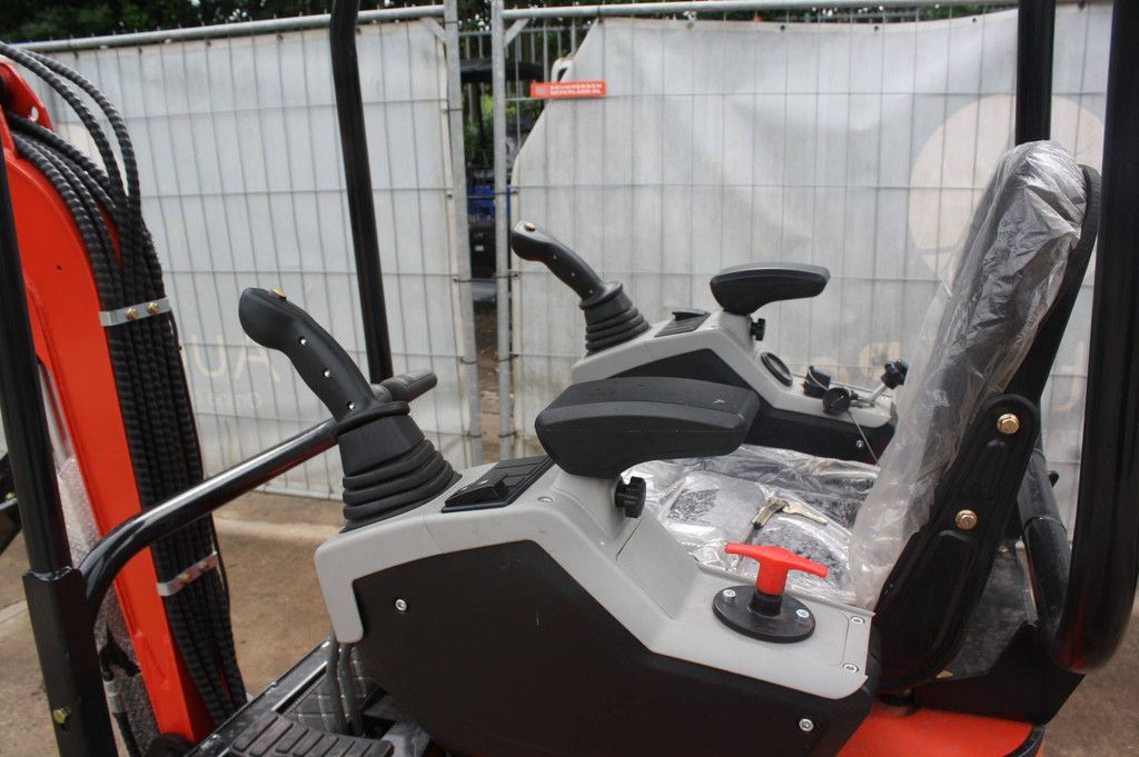 Lyals ME16 Diesel Mini Excavator 2026 New