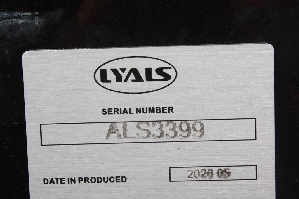 Lyals ME16 Diesel Mini Excavator 2026 New