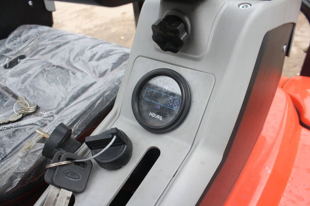 Lyals ME16 Diesel Mini Excavator 2026 New