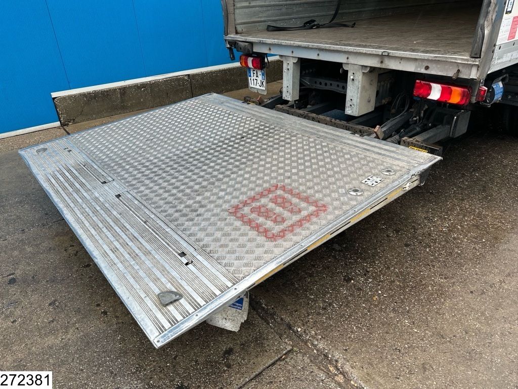 Mercedes Atego 1318 EURO 6, Palfinger