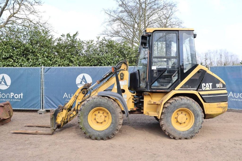 Shovel Caterpillar 906 Diesel 1999
