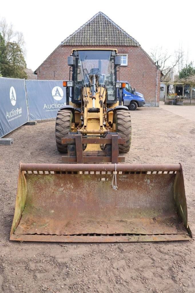 Shovel Caterpillar 906 Diesel 1999