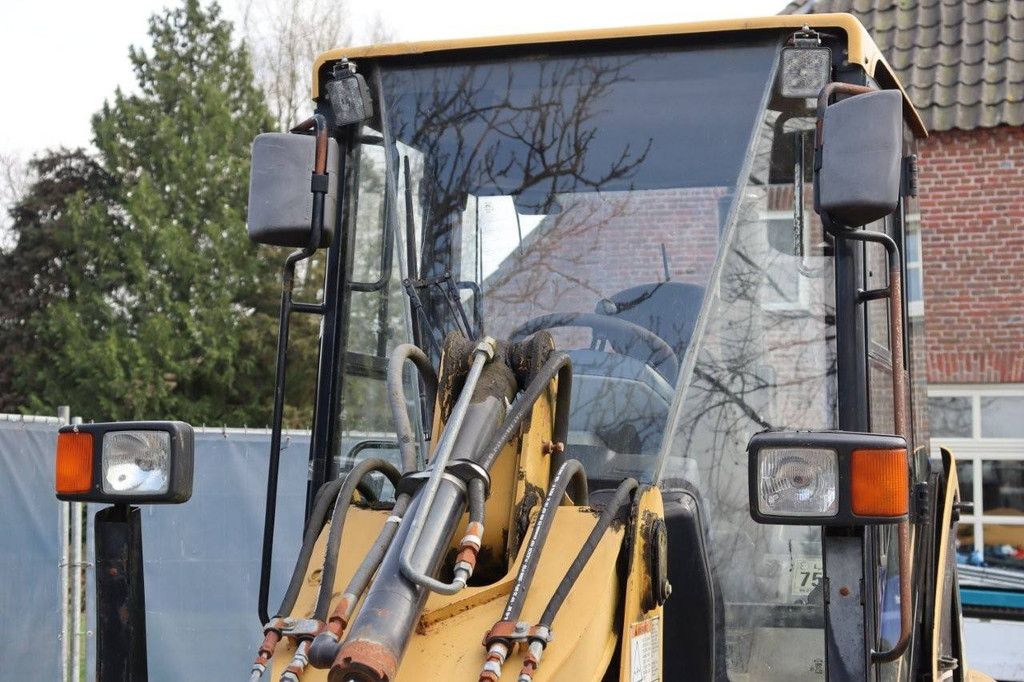 Shovel Caterpillar 906 Diesel 1999