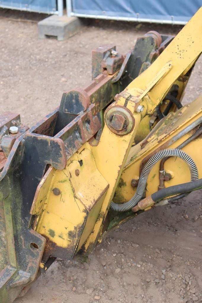 Shovel Caterpillar 906 Diesel 1999