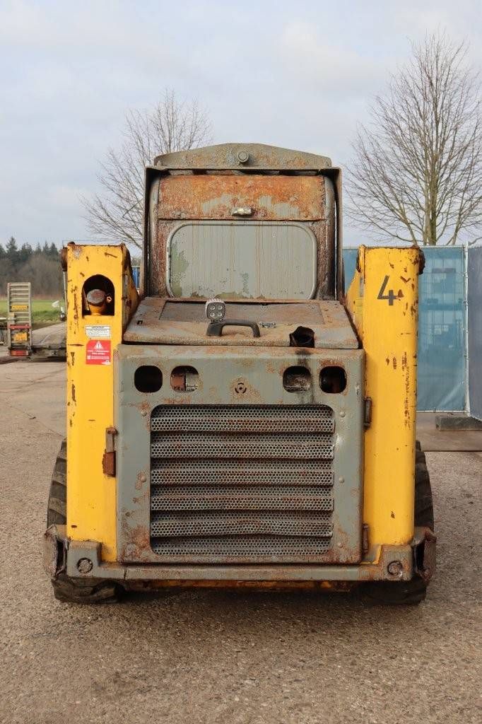 Schranklader Gehl R220 Diesel 53kW
