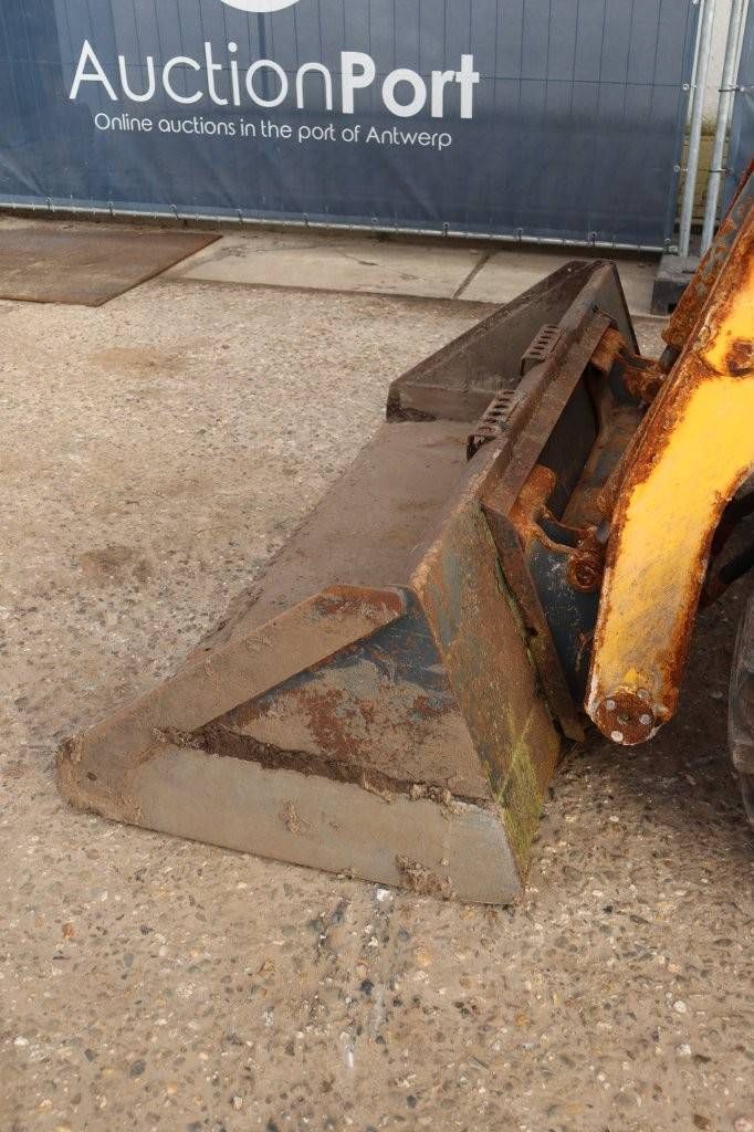 Schranklader Gehl R220 Diesel 53kW