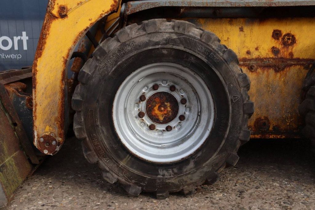 Schranklader Gehl R220 Diesel 53kW