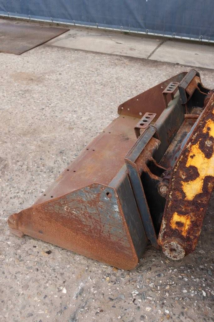 Skid steer loader Gehl R220 Diesel 53kW