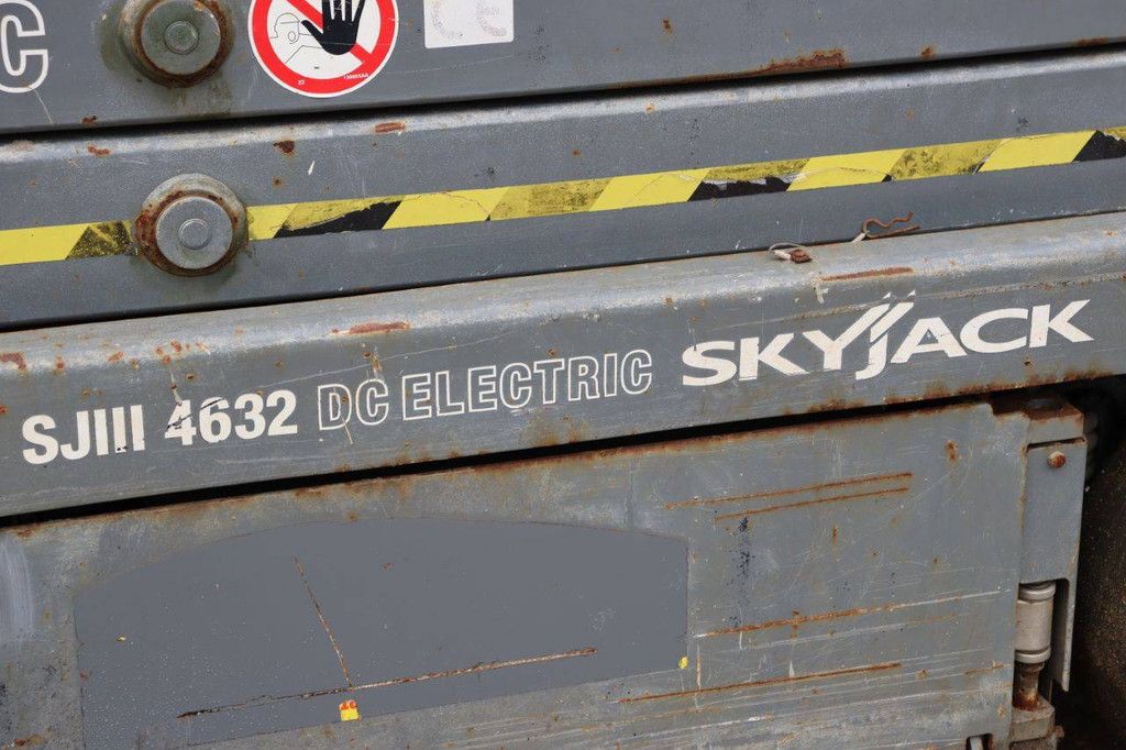 Skyjack SJIII-4632 Elektrische Scherenbühne 317 kg 11,7 m 2013