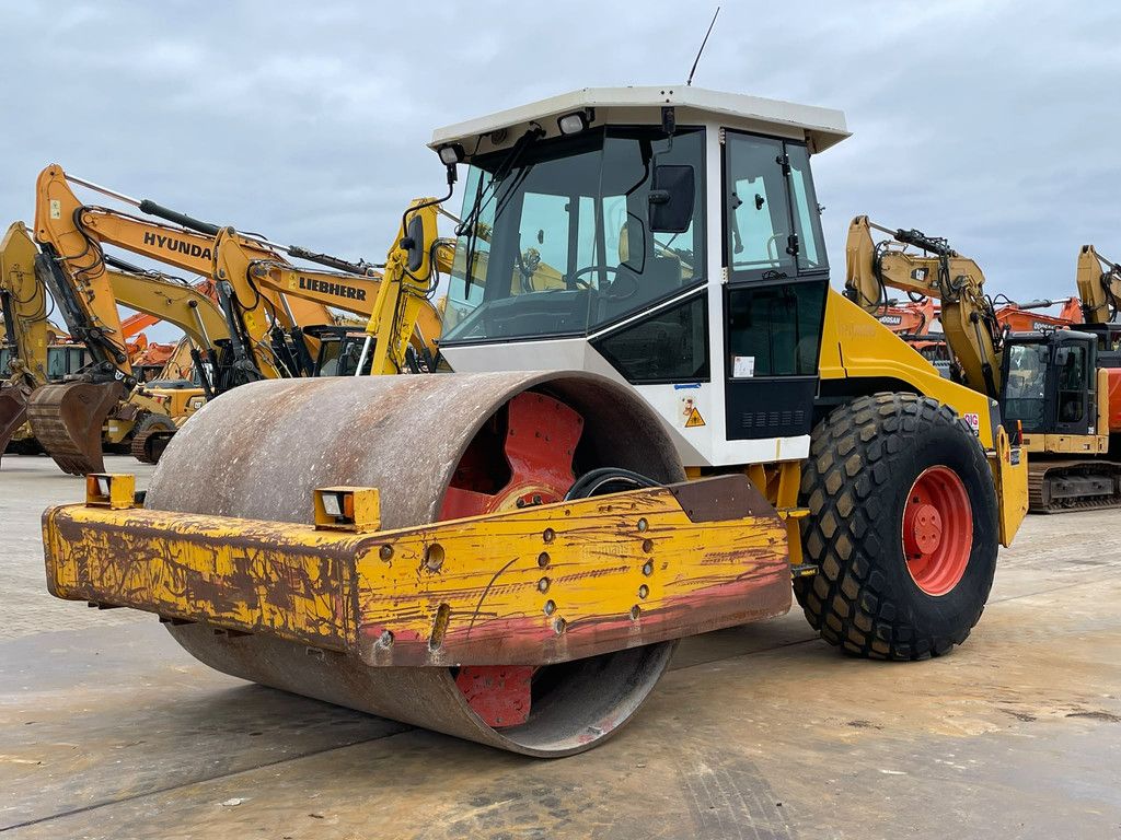 Dynapac CA302D