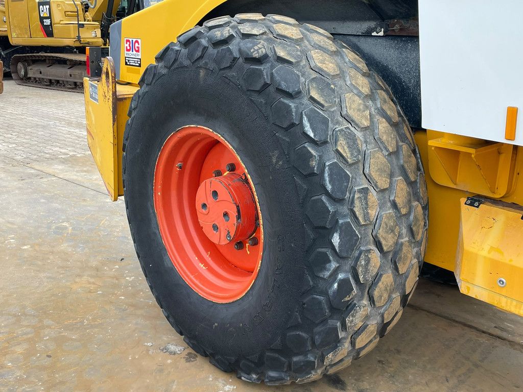 Dynapac CA302D