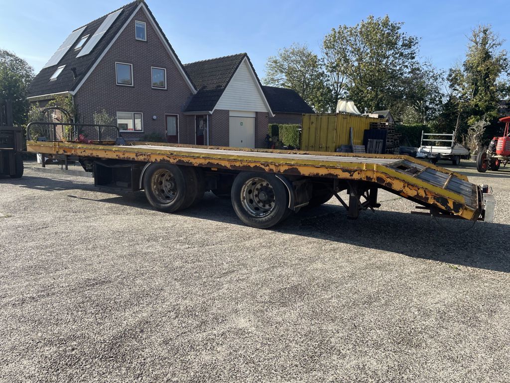 ZELFBOUW ONBEKEND