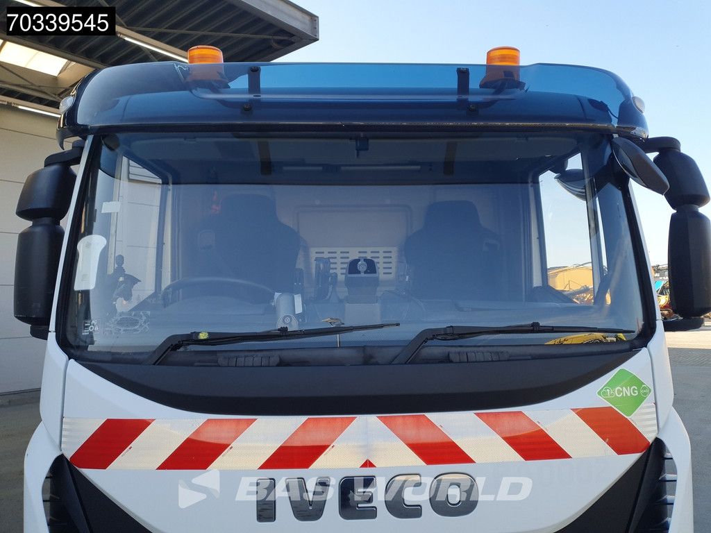 Iveco Eurocargo 120LE210 4X2 CNG Engine! 2300ltr val air Sweeper truck Manual gearbox Airco Euro 6
