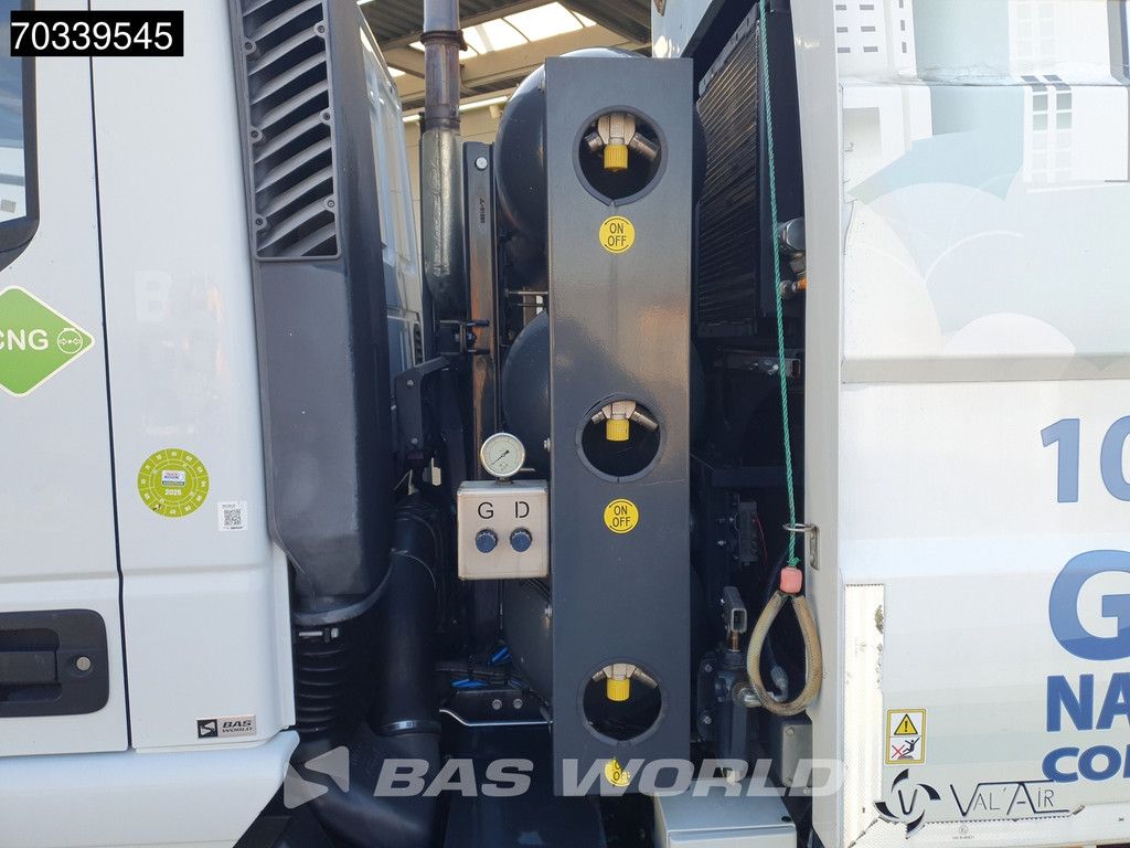 Iveco Eurocargo 120LE210 4X2 CNG Engine! 2300ltr val air Sweeper truck Manual gearbox Airco Euro 6