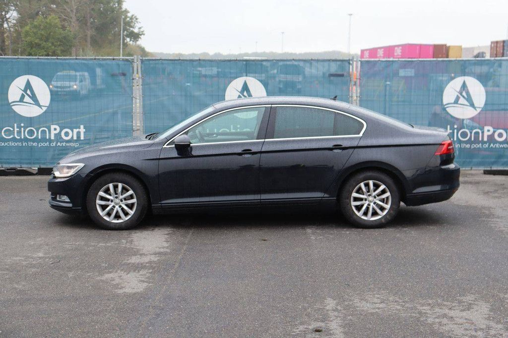 Passenger car Volkswagen Passat Petrol 150hp 2018 (Margin)
