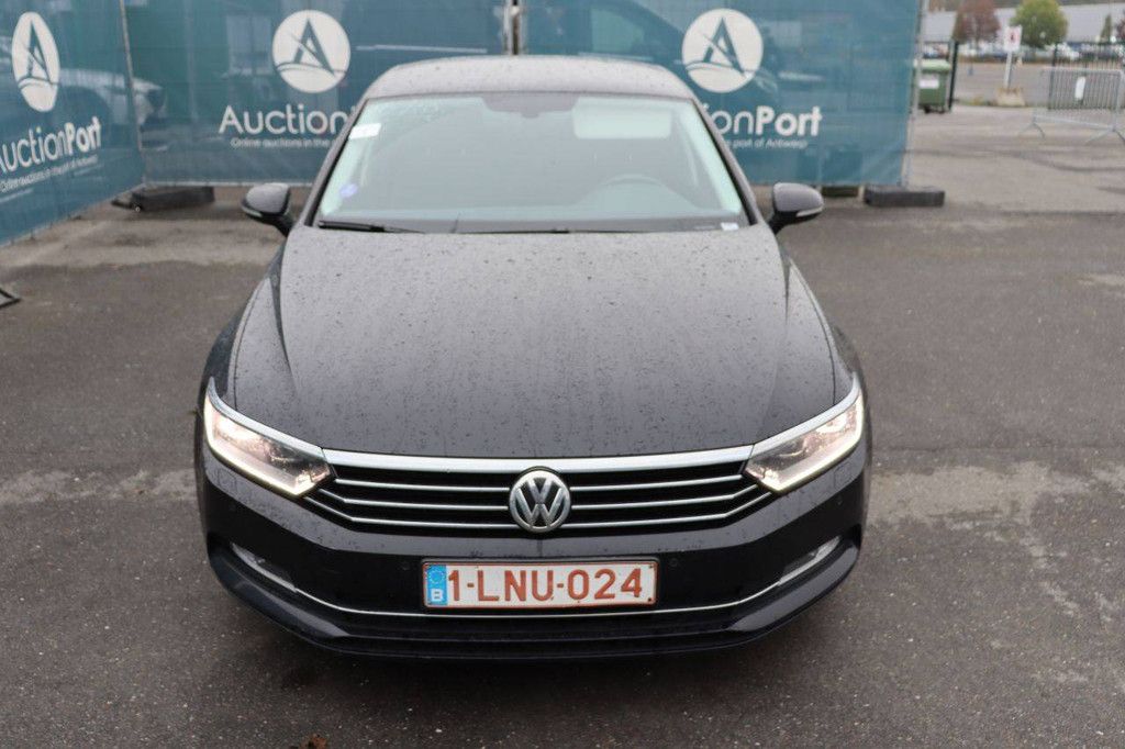 Passenger car Volkswagen Passat Petrol 150hp 2018 (Margin)