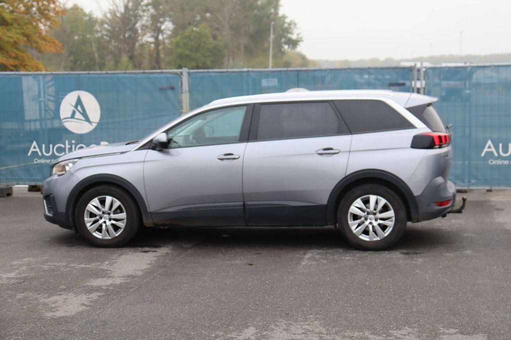 SUV Peugeot 5008 Diesel 115hp 2018 (Margin)