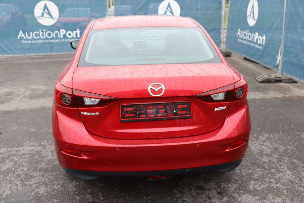 Pkw Mazda 3 Benzin 100 PS 2015 (Margin)