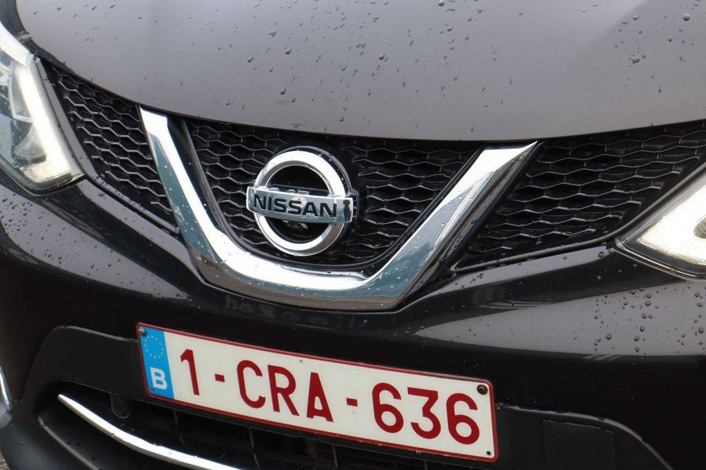 SUV Nissan Qashqai Petrol 115hp 2017 (Margin)