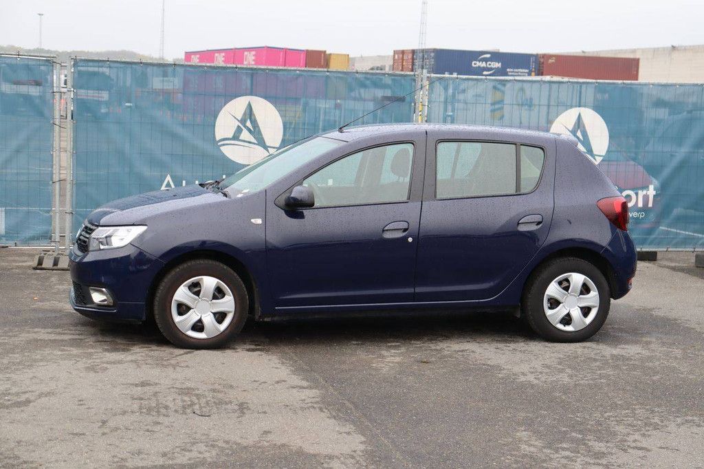 Pkw Dacia Sandero Benzin 90 PS 2017 (Margin)