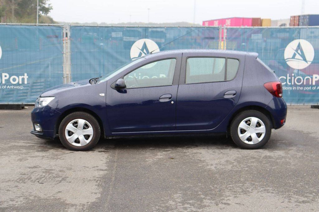 Pkw Dacia Sandero Benzin 90 PS 2017 (Margin)
