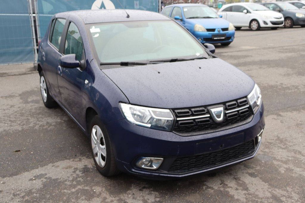 Pkw Dacia Sandero Benzin 90 PS 2017 (Margin)
