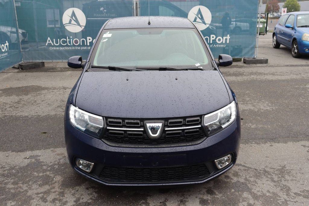 Pkw Dacia Sandero Benzin 90 PS 2017 (Margin)
