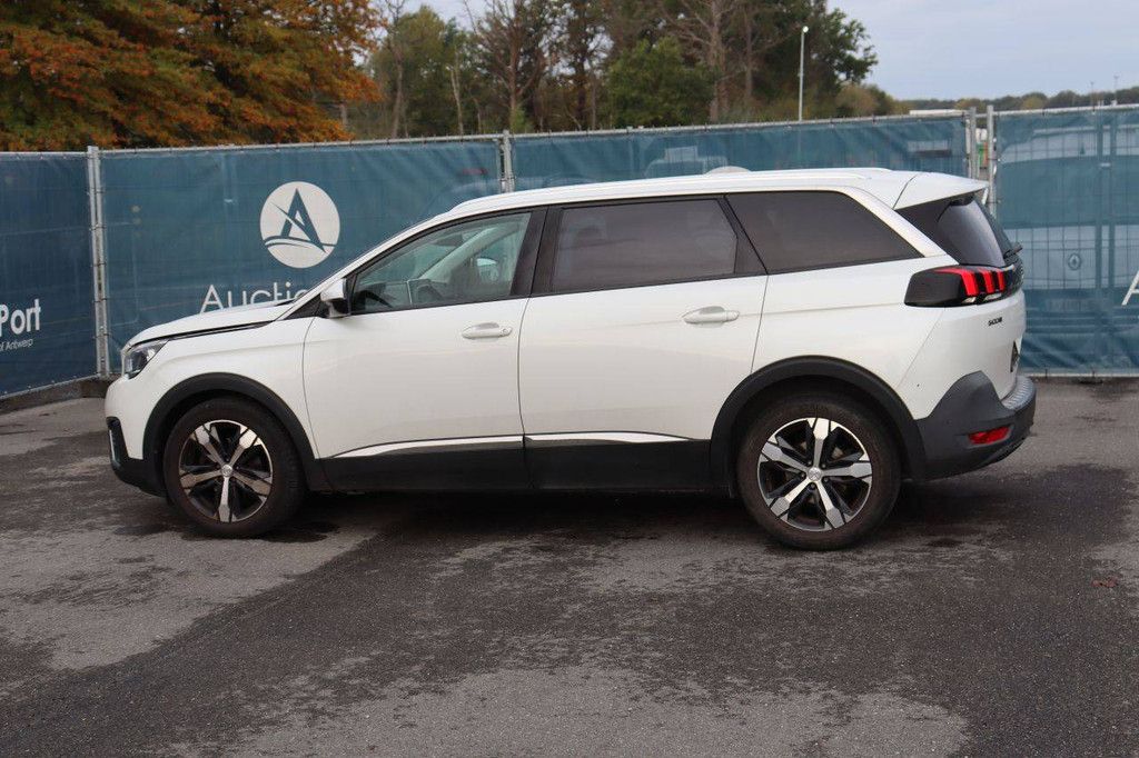SUV Peugeot 5008 Diesel 115hp 2018 (Margin)