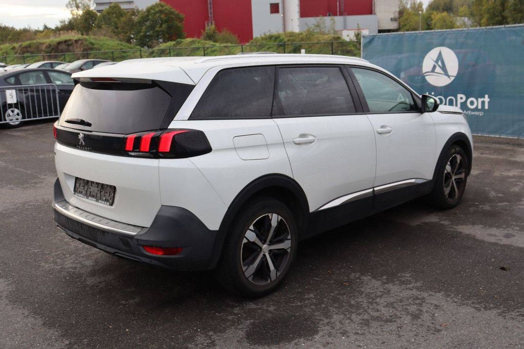 SUV Peugeot 5008 Diesel 115hp 2018 (Margin)