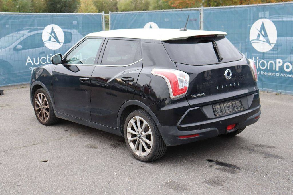 Personenauto SsangYong Tivoli Benzine 128pk 2018 (Marge)