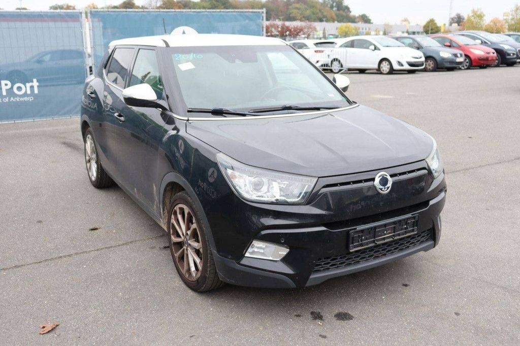 Personenauto SsangYong Tivoli Benzine 128pk 2018 (Marge)