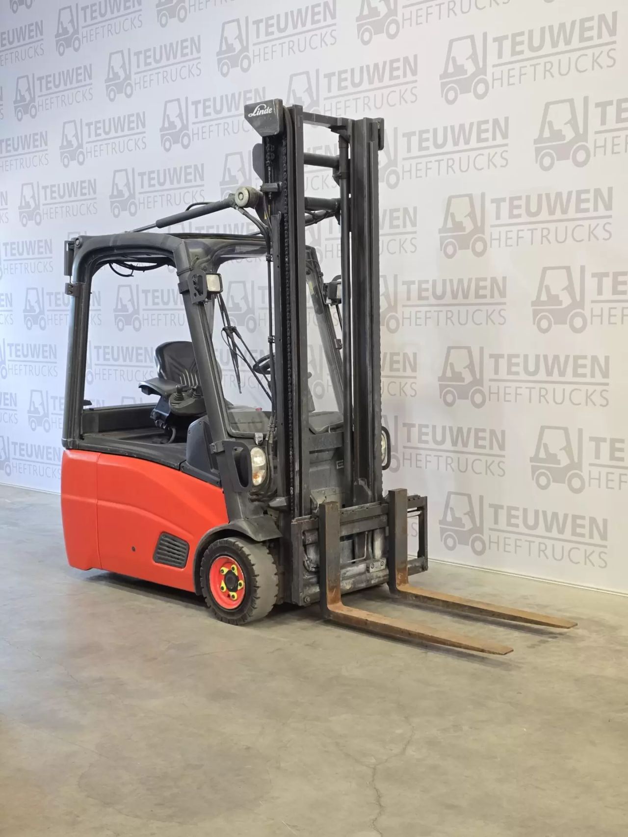 Elektro heftruck Linde E16-01
