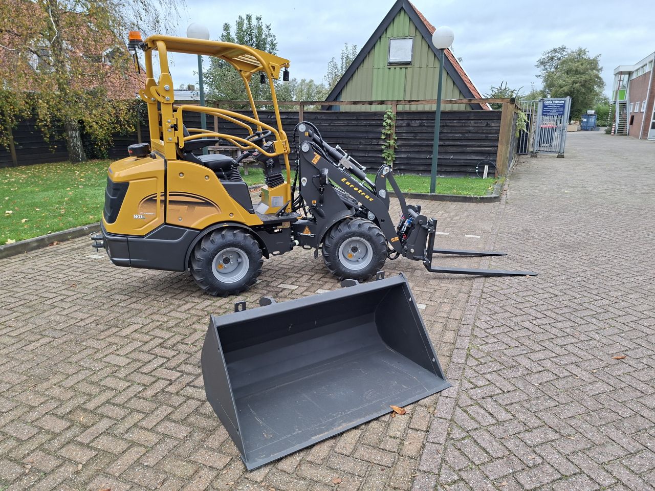 Eurotrac W11L - Bj. 2026 - 10u