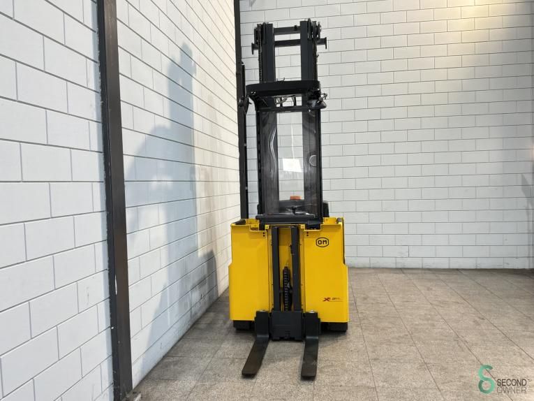 Kommissionierer Elektrisch OM XOP 2 2008