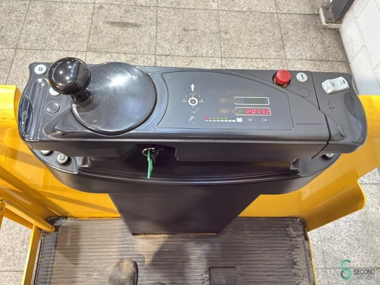 Kommissionierer Elektrisch OM XOP 2 2008