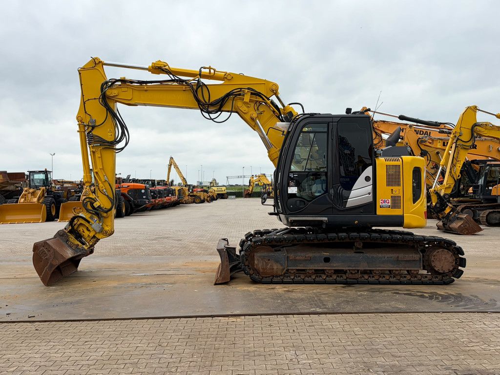 Hitachi ZX135US-6
