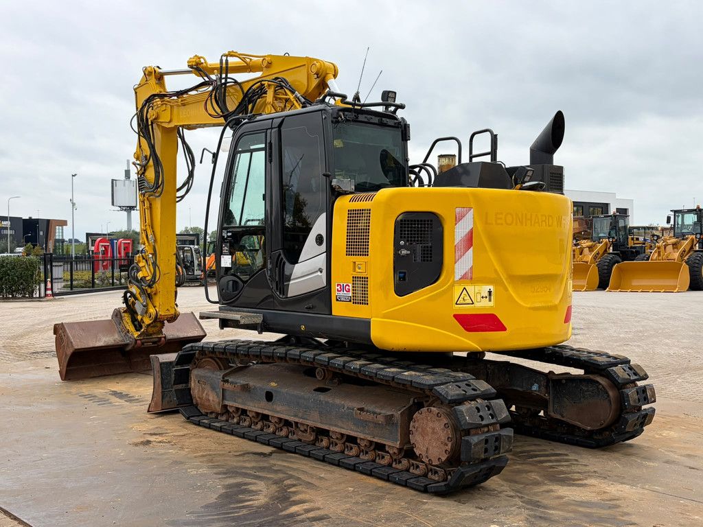 Hitachi ZX135US-6