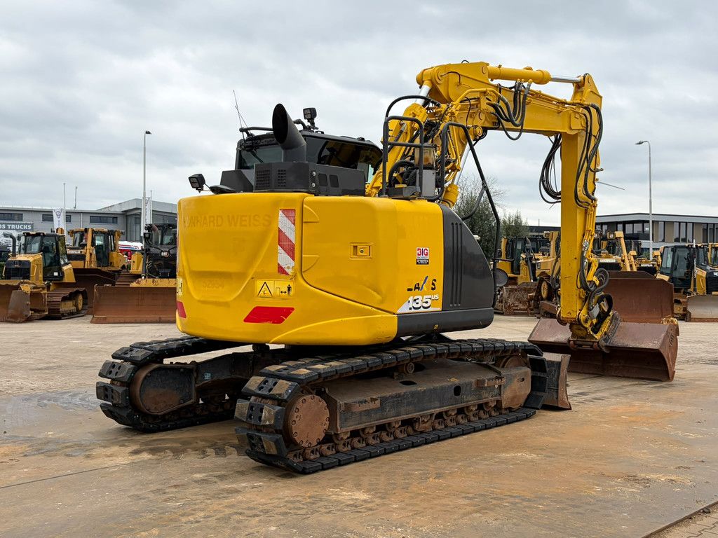 Hitachi ZX135US-6