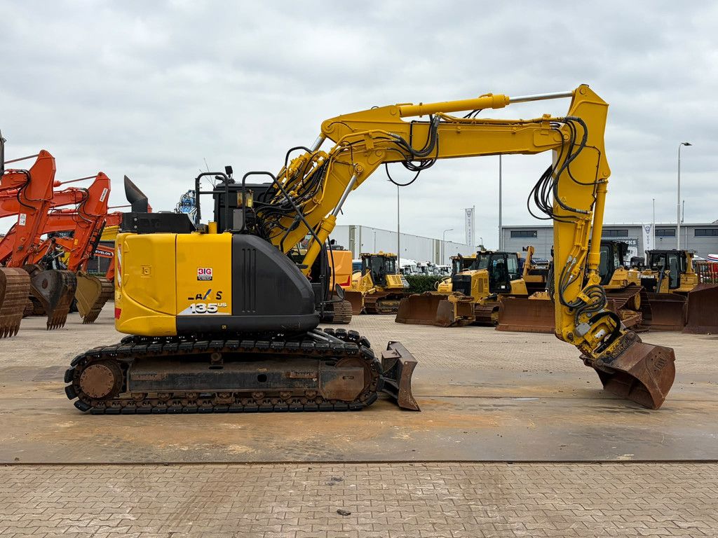 Hitachi ZX135US-6