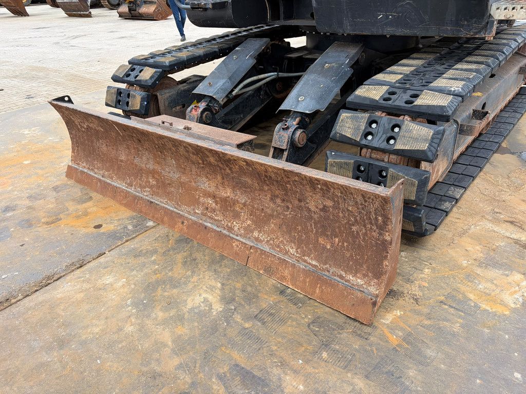 Hitachi ZX135US-6