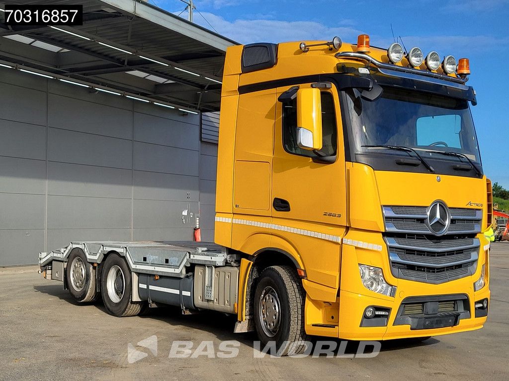 Mercedes Actros Actros 2563 6X2 Machine transporter Lift+Steering axle Xenon Automatic Euro 6