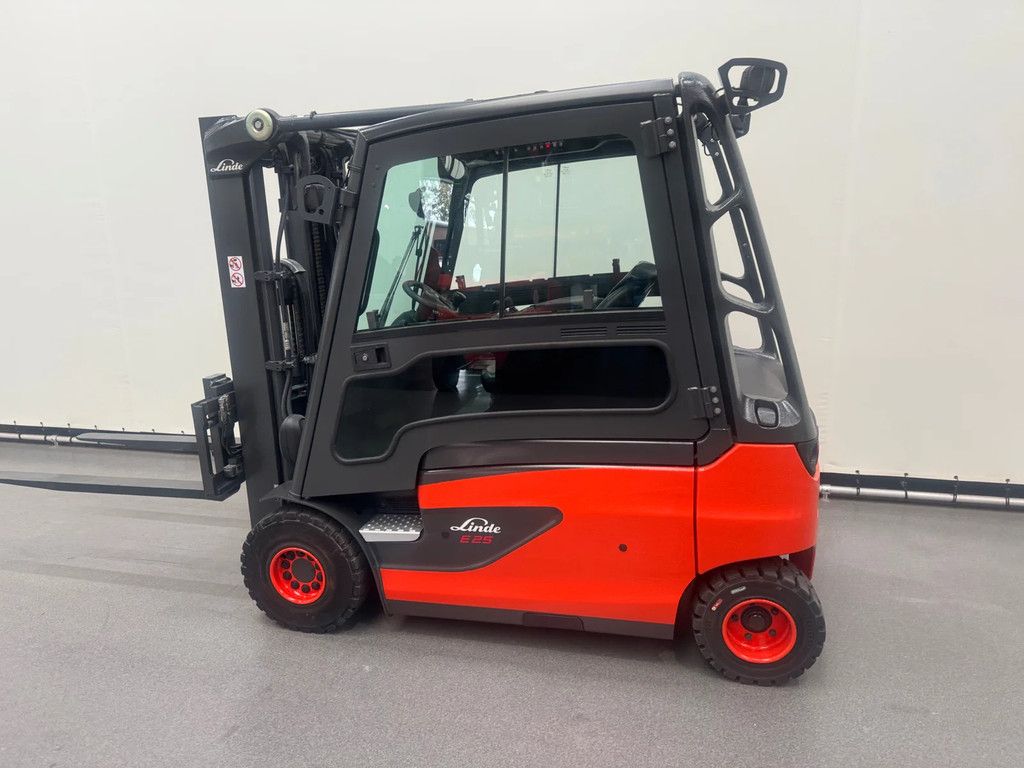 Linde E 25 L-01 nieuwe accu