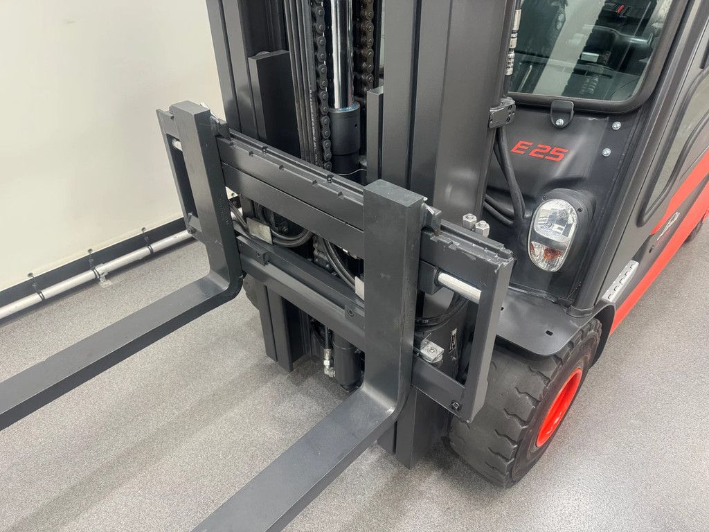 Linde E 25 L-01 nieuwe accu