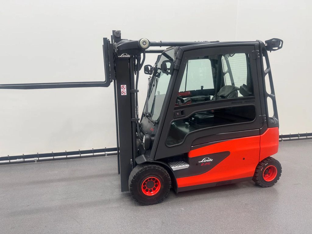Linde E 25 L-01 nieuwe accu
