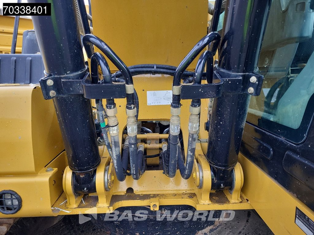 Caterpillar 323