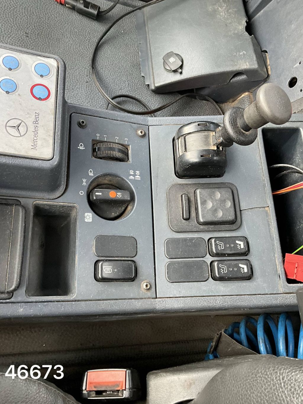 Unimog U 500 4x4 MKG 10 Tonmeter laadkraan Just 216.831 km!