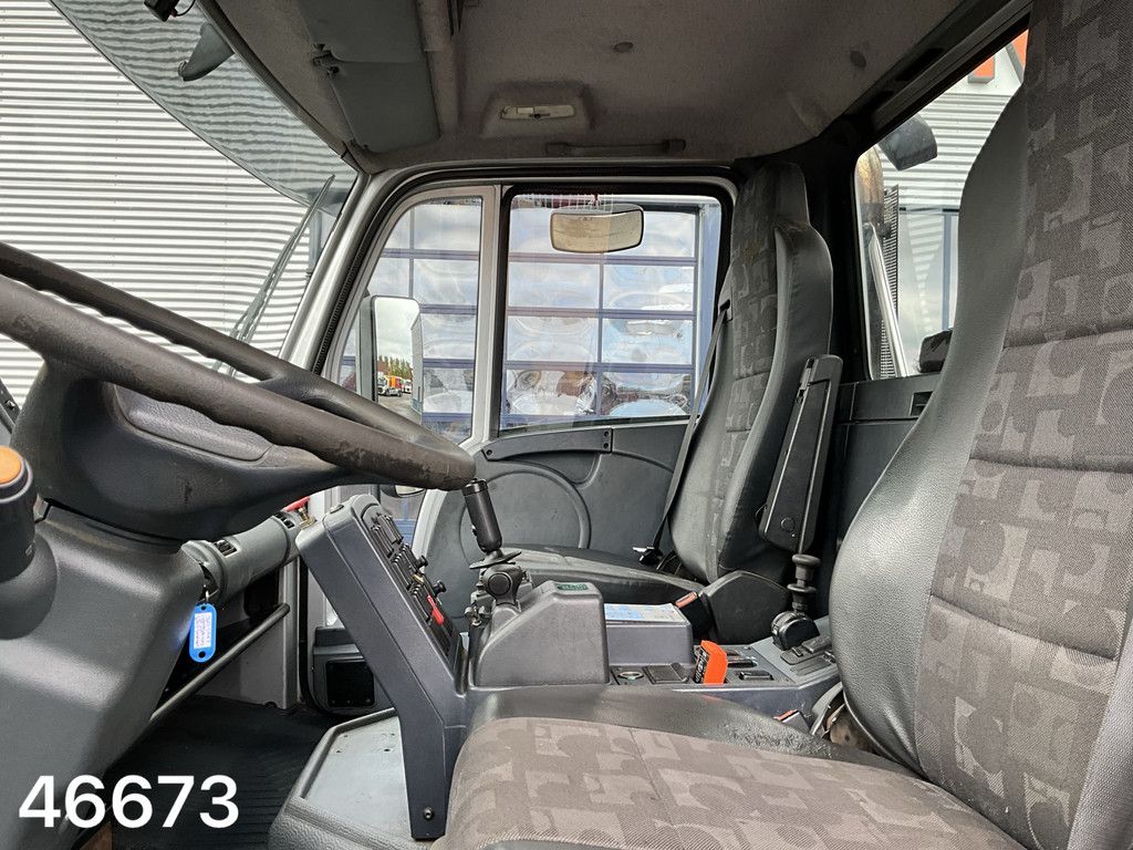Unimog U 500 4x4 MKG 10 Tonmeter laadkraan Just 216.831 km!